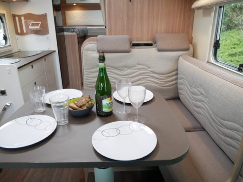 B&uuml;rstner Delfin 690G, Single beds, XXL Garage, XXL Refrigerator!! photo: 8