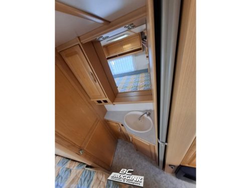 Fendt Platin 510 TFB French bed Microwave Awning photo: 8