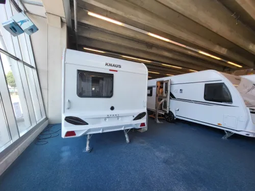Knaus Sport 400 QD super compleet af fabriek  foto: 4