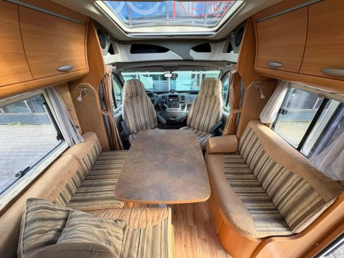 Chausson Allegro 93 Airco, Top-Layout, Festbett Foto: 10