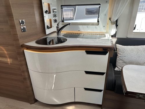 Rapido M 96 ALKO, Roof air conditioning, 170 HP photo: 7