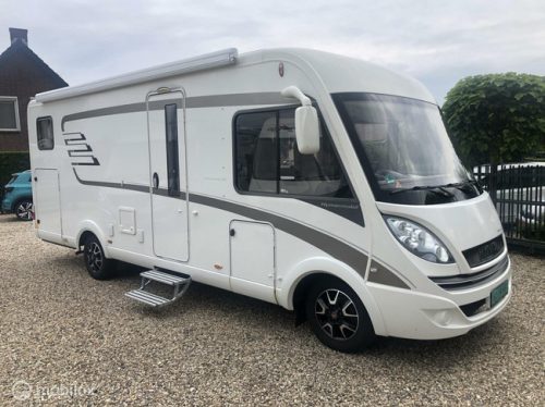 Hymer B-588 Premium Line 150-HP EURO6 Integral 2x Single beds & Drop-down bed, XXL-Garage, Full Options!
