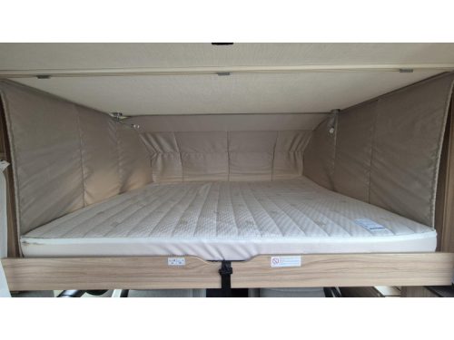 Hymer Exsis-I 588 EX Euro 6 / Single beds photo: 15