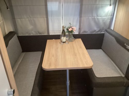 Knaus Sport Platinum 420 QD model 2027 photo: 2