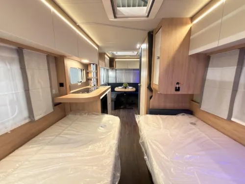Knaus Sport 500 EU 1800 + Single Beds photo: 13