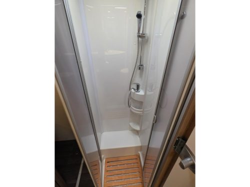 Carado T 449 Automatik/Queensbett/150 PS Foto: 15