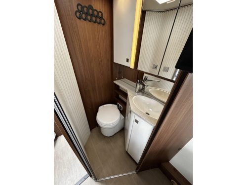 B&uuml;rstner Elegance 695 G Queensbed/Automatic/2016! photo: 13
