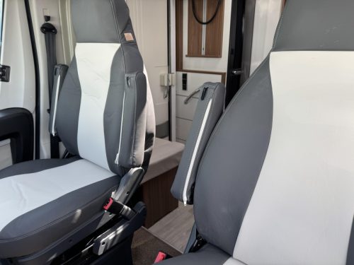 Pilote Essentiel P 700 Einzelbetten 2018 neu  Foto: 24