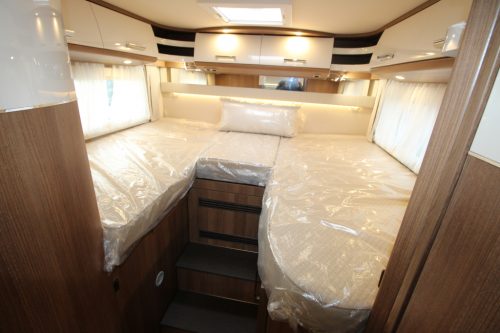 Carthago C-Tourer i 148 LE photo: 14