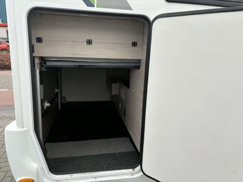 Chausson Flash 718 XLB Special Edition Roof air conditioning photo: 18