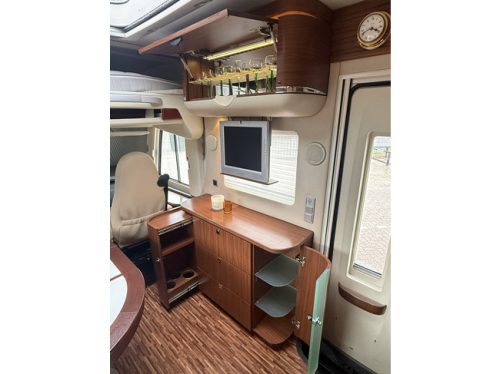 Hymer S 790 150 hp very luxurious version French bed + pull-down bed xxl fridge oven awning leather air conditioning camera tv electric dish tv large garage photo: 20