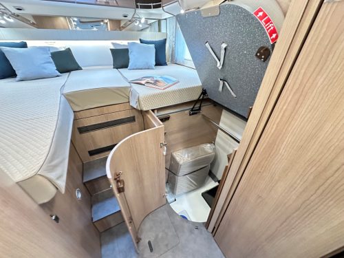 Malibu By Carthago T460 LE photo: 18