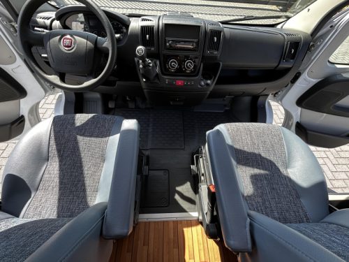 Weinsberg CaraLoft 600 MG Pop-top roof bed/2015/5.99M/Euro-5! photo: 18