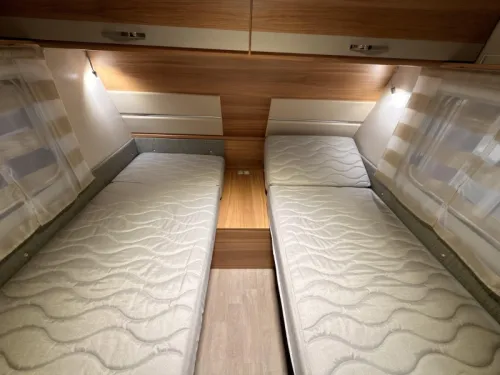 Caravelair Antares Style 450 Awning+mover+awning  photo: 15