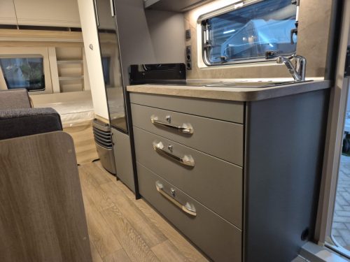 Hobby De Luxe 490 KMF Foto: 5