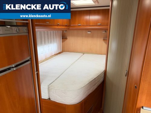 Hobby D 650 FLC 122.223km Air suspension Air conditioning Cruise control Fixed bed Oven WELL MAINTAINED LPG Neat photo: 12