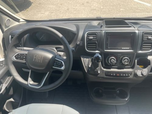 B&uuml;rstner B 66 TD 690 Fiat Foto: 8