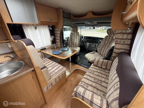 Renault CHAUSSON / Wohnmobil mit Klimaanlage ab Werk Foto: 8