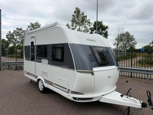 Hobby On Tour 390 SF Thule awning photo: 1