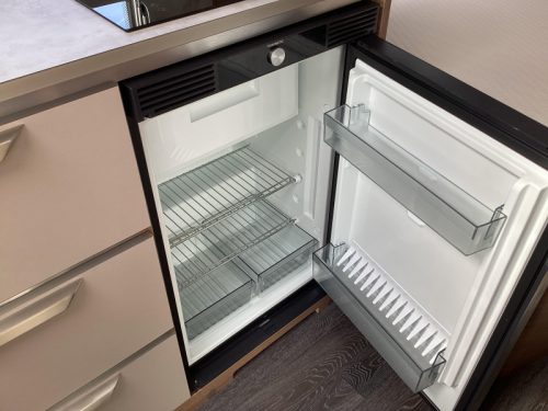 Knaus Sport E-Power Selection 450 FU mover/airco/omnistor photo: 11