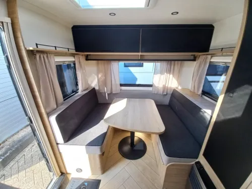 Caravelair Sport Line 492 Aktion: Kostenlose Rangierhilfe Foto: 3