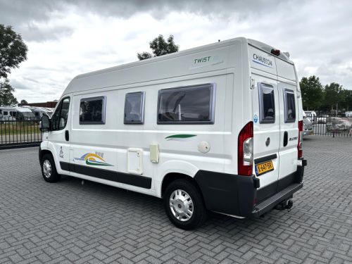 Chausson Twist 2 Transverse Bed/2008/Euro4/Airco photo: 2