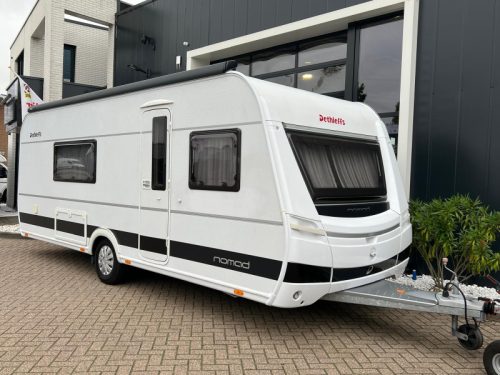 Dethleffs Nomad 520 RET L&auml;ngsbetten, Rangierhilfe, Klimaanlage Foto: 22