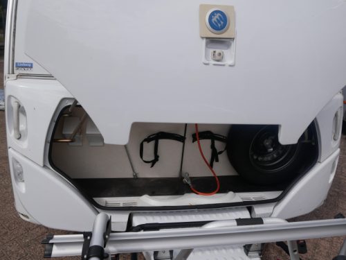 Knaus Sudwind 500 FU Awning + cassette awning  photo: 19