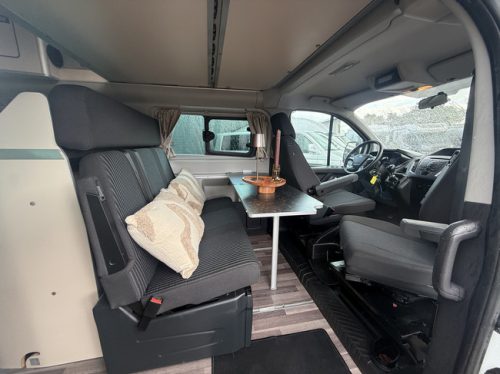 Westfalia Ford Nugget Hochdach Kastenwagen Klimaanlage Tempomat 4 Schlafpl&auml;tze 2x Solarpanel K&uuml;che Anh&auml;ngerkupplung LM 18 Zoll Foto: 10