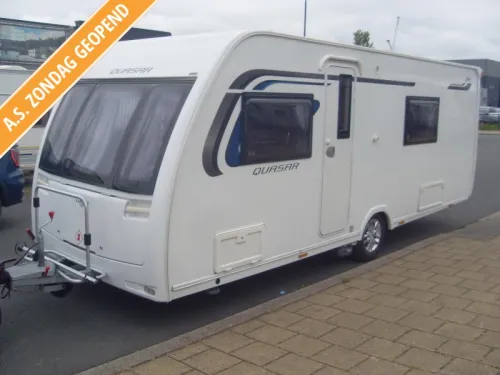 Lunar Quasar 514 with Mover and awning