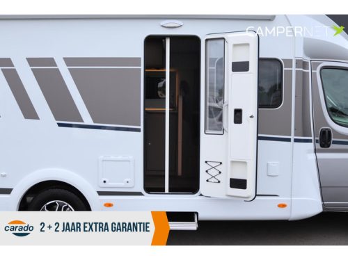 Carado T448 140hp Automatic | Pro + Package | Single beds | Awning | Large garage | Pop-up bed | New from stock available | Panoramic window photo: 4