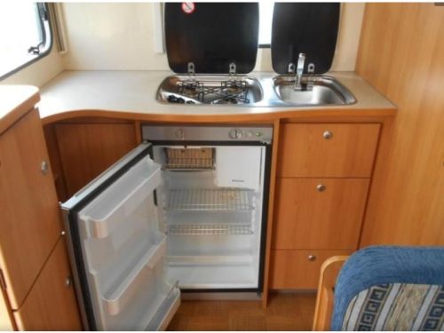 Caravelair Antares 465 Querbett / Markise. Foto: 9
