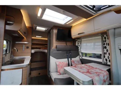 Knaus Vansation 640 MEG Volkswagen Crafter Foto: 6