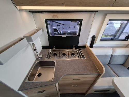 Adria Coral Select 670 DL '27 180hp auto full digi  photo: 13