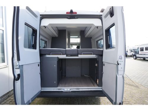 Adria Twin Supreme 640 SLB Automaat Foto: 6