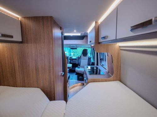 Weinsberg CaraBus 600 ME FIRE AIRCO LENGTE BEDDEN! foto: 21