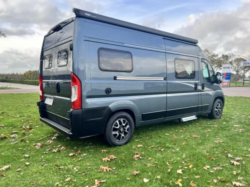 Knaus Van I 5.99 meters 9T automatic photo: 2