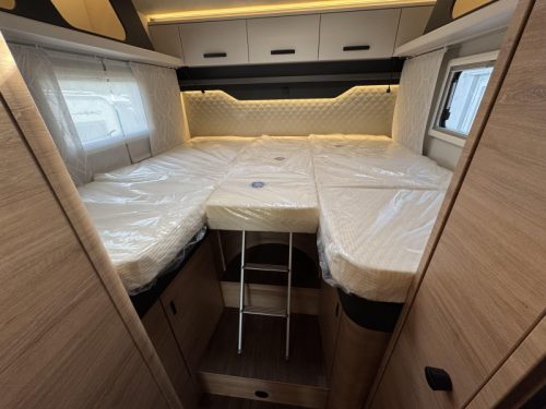 Knaus L!ve Wave 700 MEG  photo: 10
