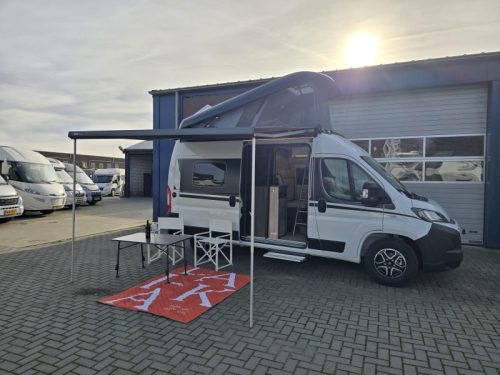 Laika Ecovip 540 CV Compact pop-top camper van photo: 4