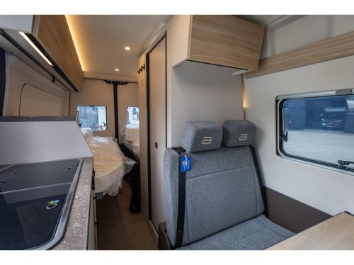 B&uuml;rstner Habiton HM 6.0 Lengtebedden Mercedes-Benz Automaat foto: 21