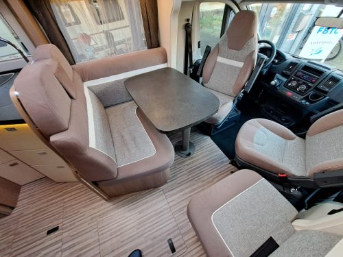 Carthago Malibu 440 QB Carthago Queensbed! photo: 4