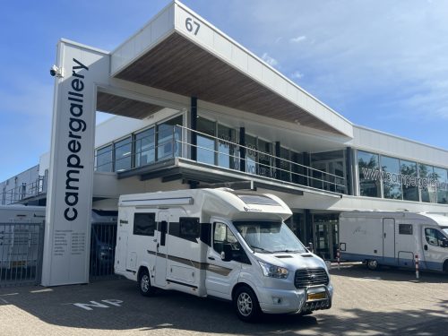 Benimar Cocoon 486 POP-TOP ROOF SPACE SAVER AUTOMATIC TOW HITCH