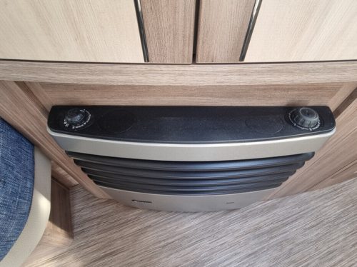 Hobby DE LUXE 495 UL photo: 11