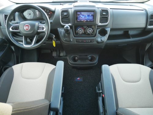RoadCar (P&ouml;ssl Group) R540, 9-Speed Automatic, 540 Van conversion, Pop-top roof photo: 3