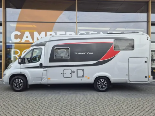 B&uuml;rstner Travel Van 690 G L&auml;ngsbetten Foto: 3