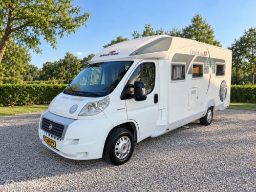 Trigano GRANDUCA XL P / Queensbed! Foto: 17