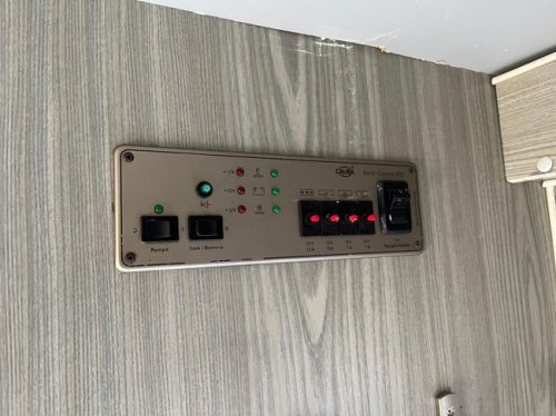 Fiat Ducato 14 2.5 Gran Volume | Goofy | NIEUWE APK | Trekhaak | 7 Persoons | Kachel | Koelkast | Alkoofbed | 2x Treinzit | Fietsenrek foto: 17
