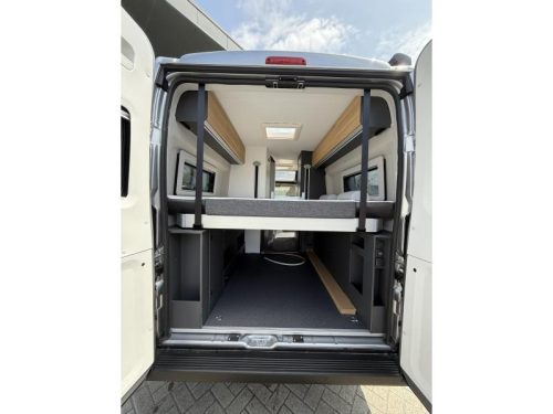 Adria Twin 640 SGX 60 Years Edition Foto: 8