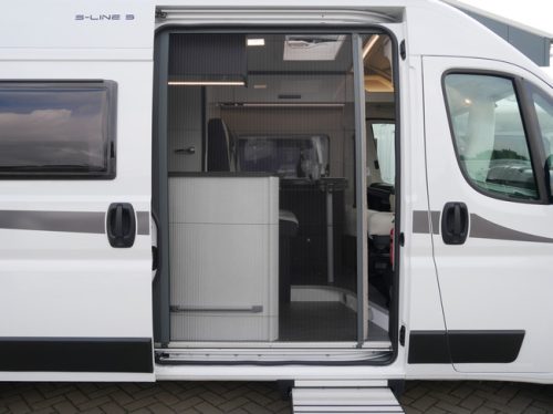 McLouis Menfys 3, 9-Speed Automatic, 6 Meter Van conversion!! photo: 20
