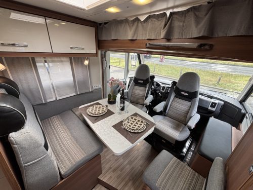 LMC Explorer SportLine 745 CAMA DE MATRIMONIO+TECHO ELEVABLE 2X PANEL SOLAR foto: 10